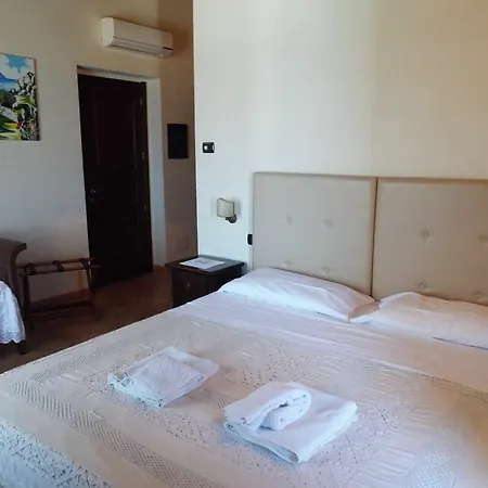 Agriturismo Cefalu Guest House *